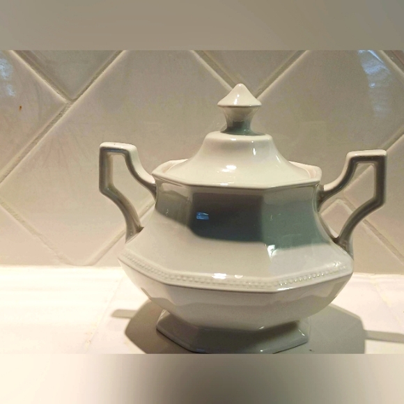 Set 6 pieces Johnson Brothers(brand new) - Picture 8 of 10